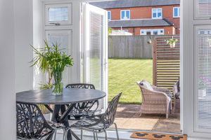 Henge Close Adderbury